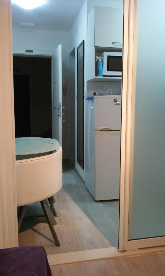 Studio Apartman Ana Сплит Экстерьер фото