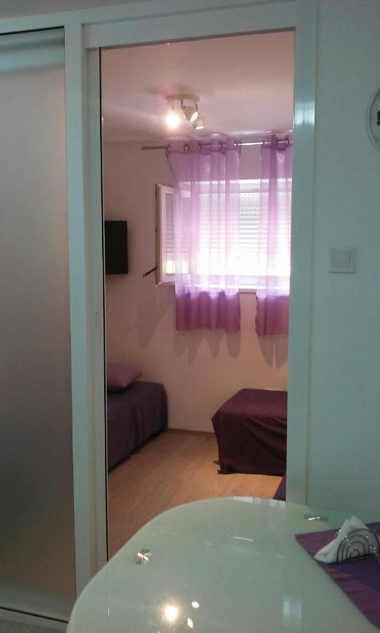 Studio Apartman Ana Сплит Экстерьер фото