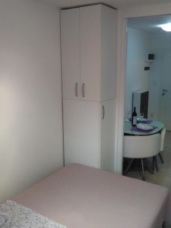 Studio Apartman Ana Сплит Экстерьер фото
